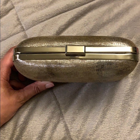 Nine West metallic snake skin clutch - Picture 2 of 3